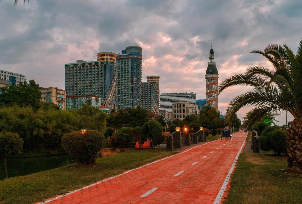 Orbi City In Batumi Eksteriør bilde