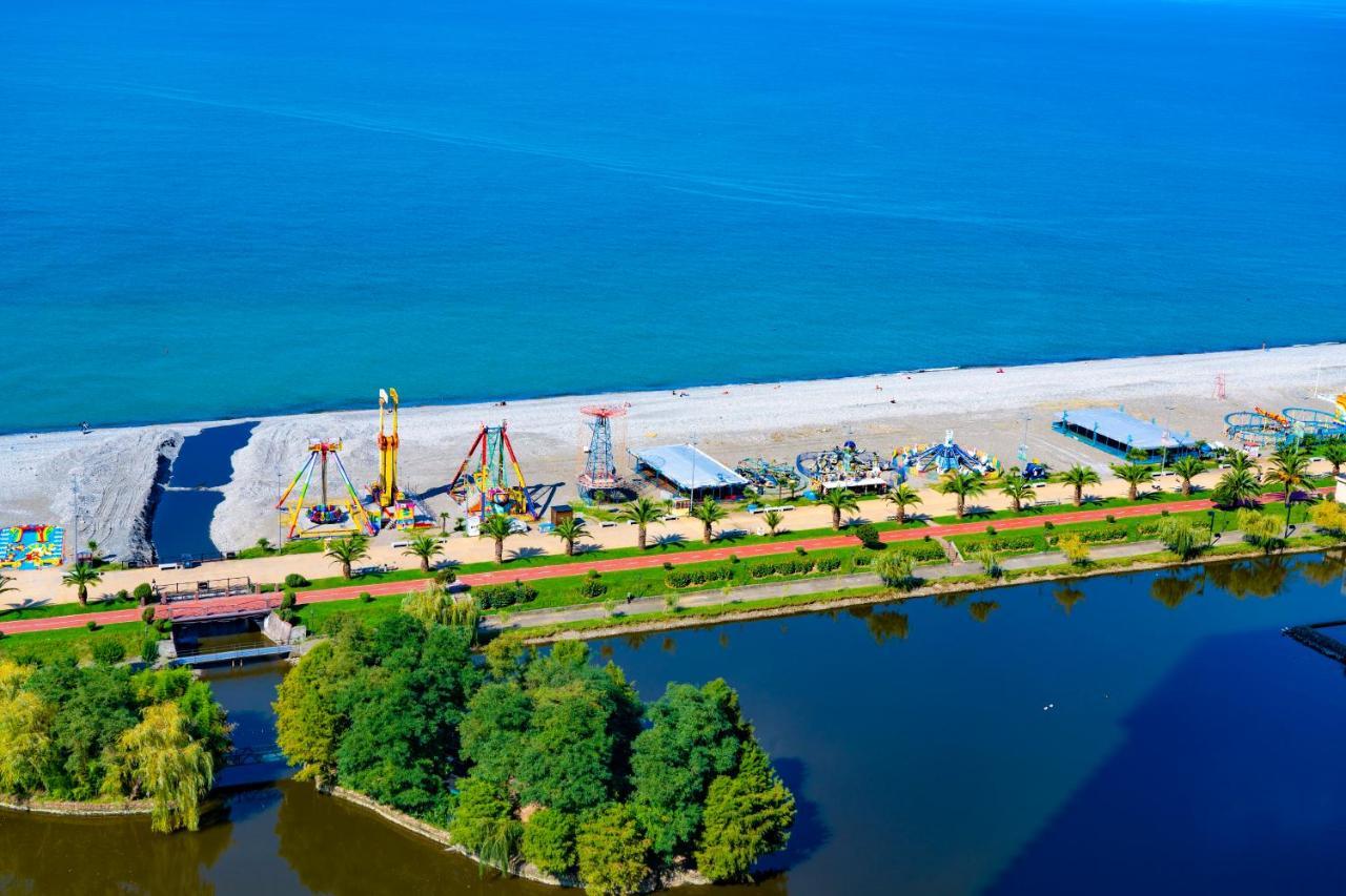 Orbi City In Batumi Eksteriør bilde